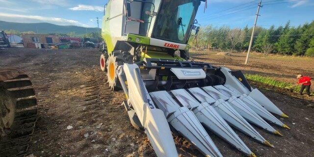 CLAAS 克拉斯D370收割机