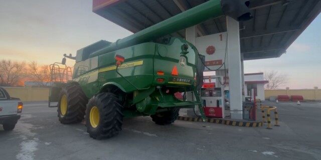JohnDeere 约翰迪尔S680收割机