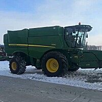 JohnDeere 約翰迪爾S680收割機(jī)