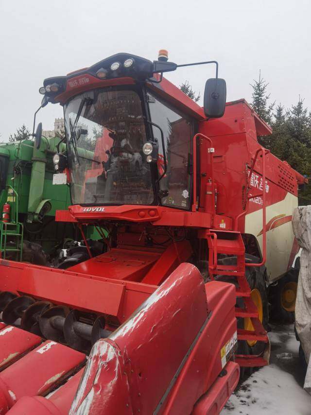 雷沃GK120收割机