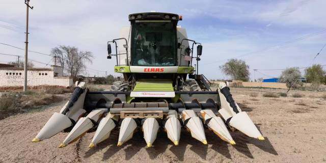 CLAAS 克拉斯370收割机