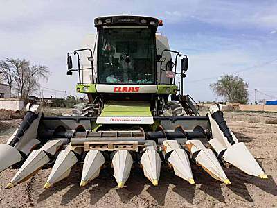 CLAAS 克拉斯370收割机