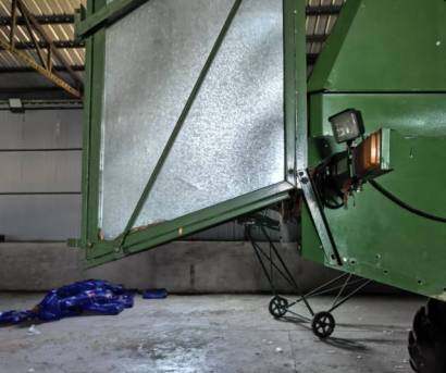 JohnDeere 約翰迪爾R230收割機