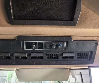 JohnDeere 約翰迪爾R230收割機