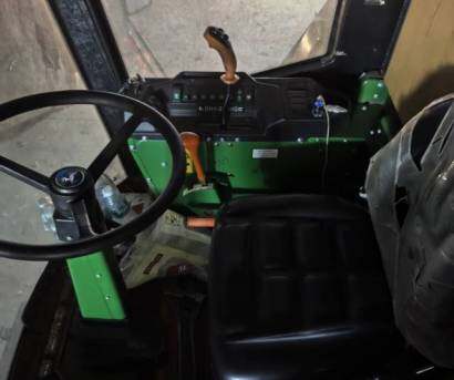 JohnDeere 約翰迪爾R230收割機