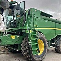 JohnDeere 約翰迪爾S660收割機(jī)