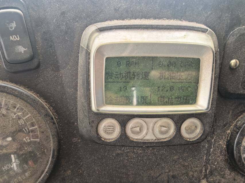 JohnDeere 约翰迪尔W210收割机