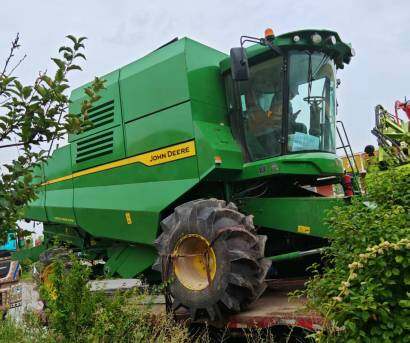 JohnDeere 约翰迪尔4LZ-13B(C2 400）收割机