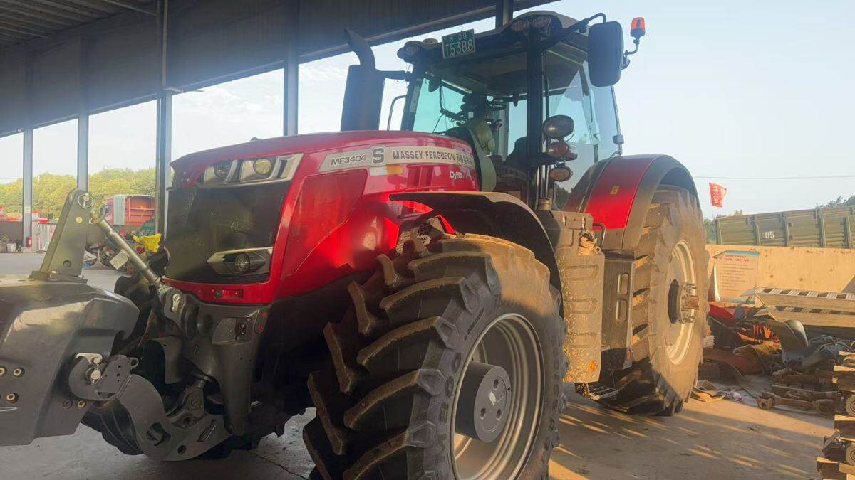 AGCO 爱科MF3404拖拉机