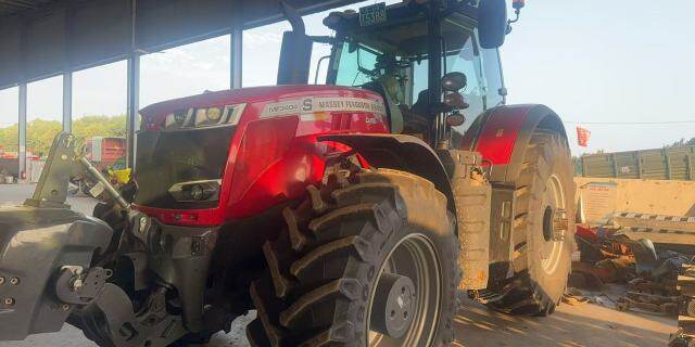 AGCO 爱科MF3404拖拉机