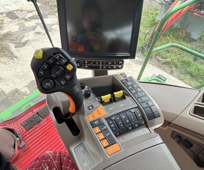 JohnDeere 約翰迪爾S760收割機(jī)
