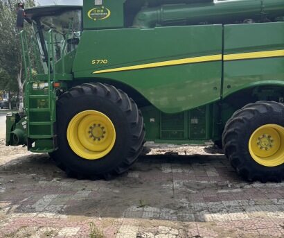 JohnDeere 約翰迪爾S770收割機