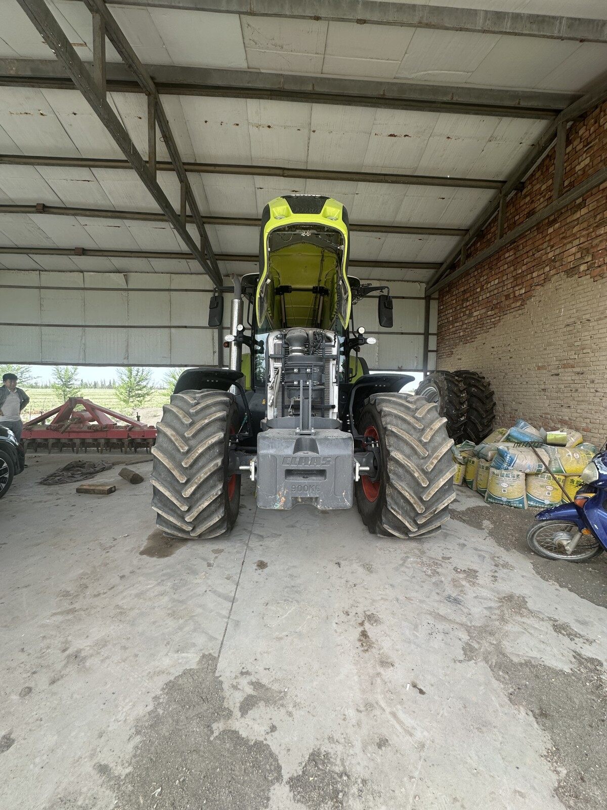 CLAAS 克拉斯2404拖拉机