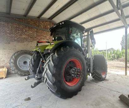 CLAAS 克拉斯2404拖拉機(jī)