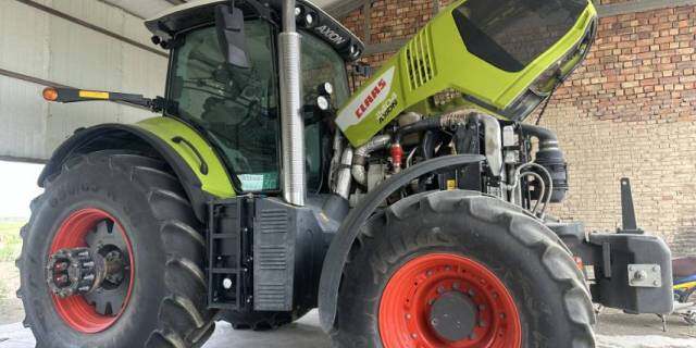 CLAAS 克拉斯2404拖拉机
