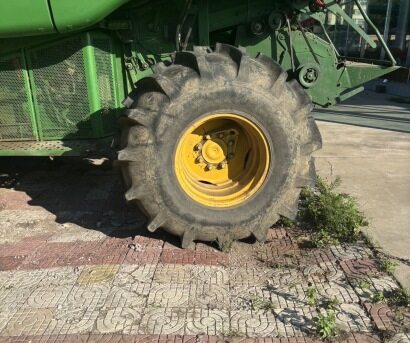 JohnDeere 約翰迪爾9760收割機