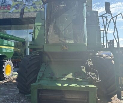 JohnDeere 約翰迪爾9760收割機