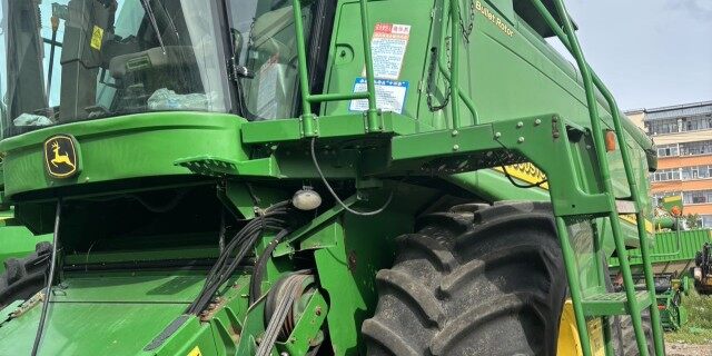 JohnDeere 约翰迪尔9660收割机