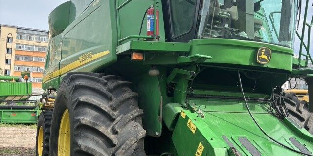 JohnDeere 约翰迪尔9660收割机