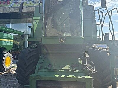 JohnDeere 约翰迪尔9760收割机