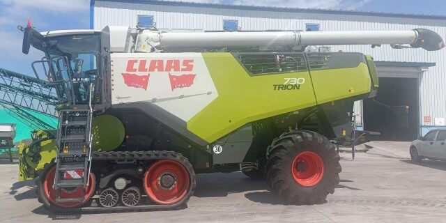 CLAAS 克拉斯730TT收割机
