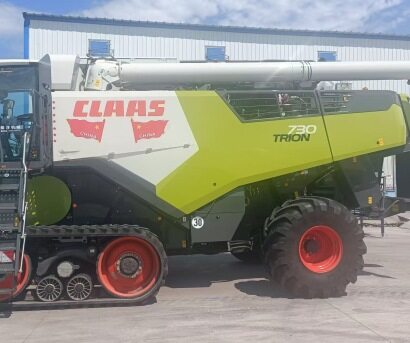 CLAAS 克拉斯730TT收割機