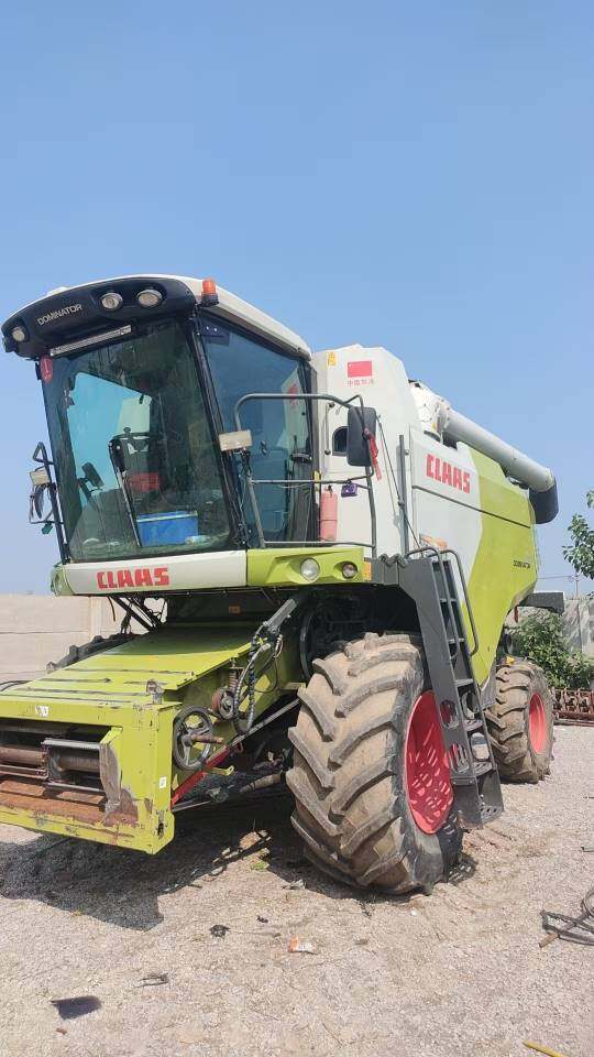 CLAAS 克拉斯D370收割机