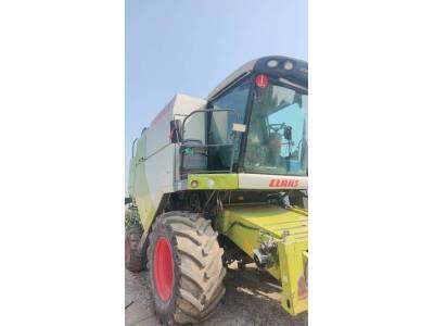 CLAAS 克拉斯D370收割機