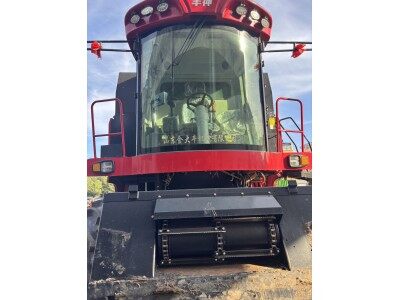 金大丰4YLZ-6自走式玉米籽粒收获机