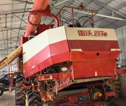雷沃4YL-8K2收割機(jī)